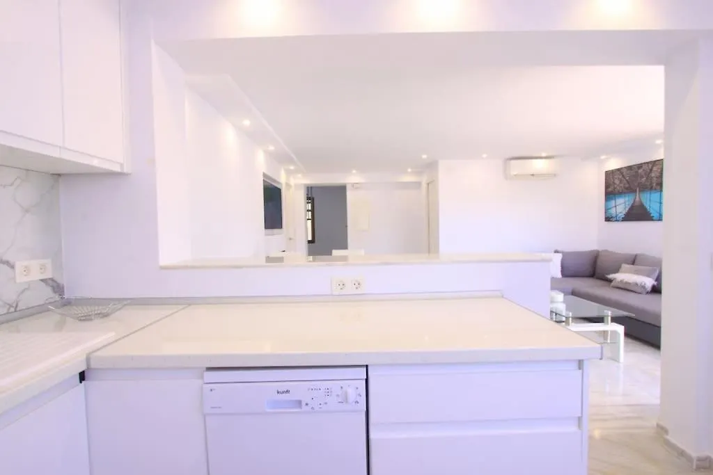 Apartment Modern Beach Penthouse Marbella