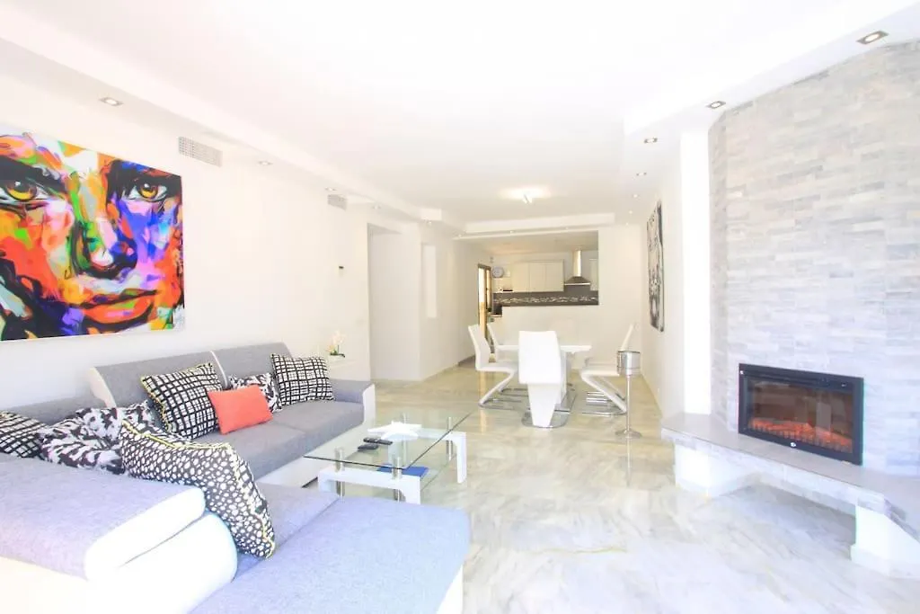 Apartment Modern Beach Penthouse Marbella